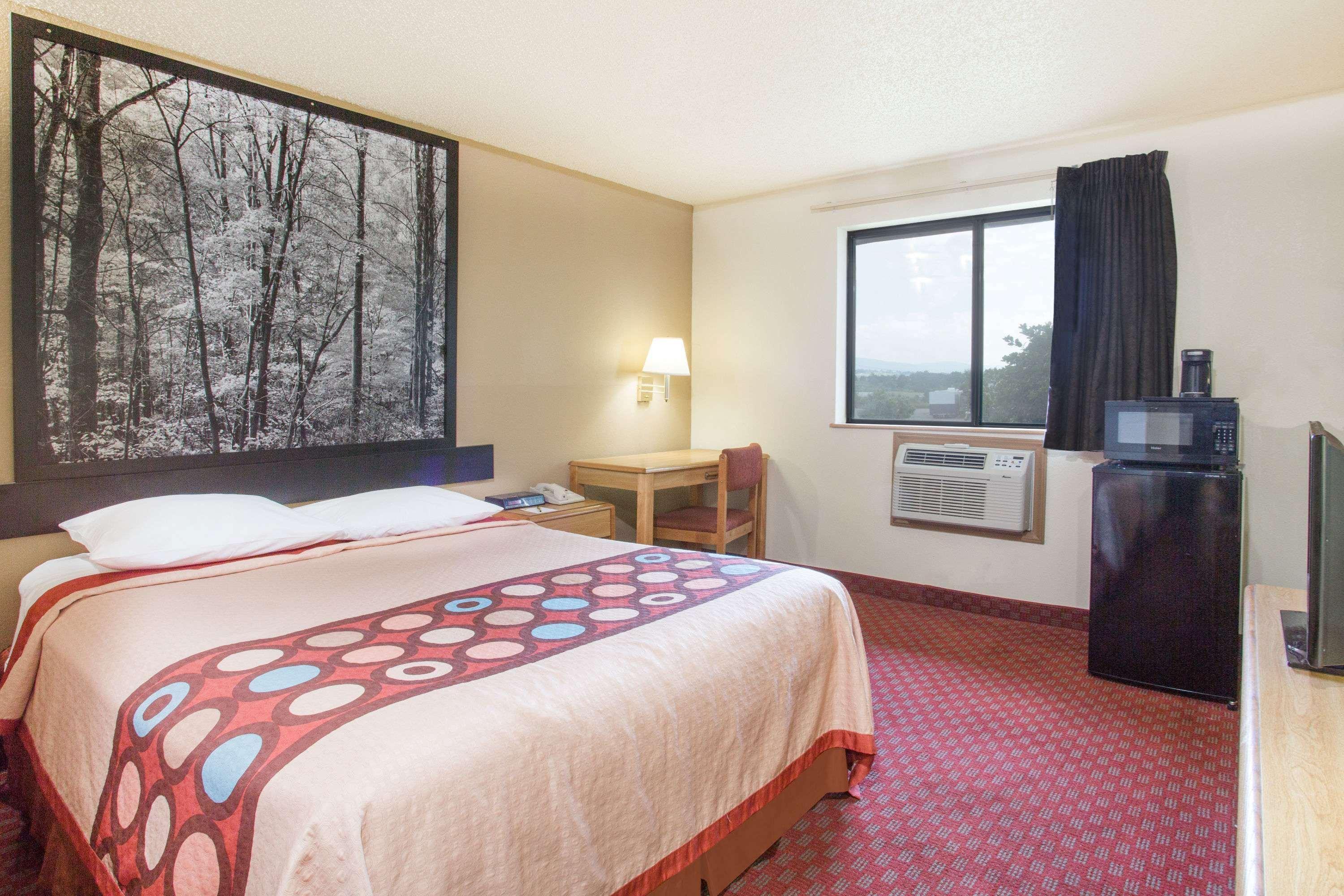 Super 8 By Wyndham Lexington Va Ξενοδοχείο Εξωτερικό φωτογραφία