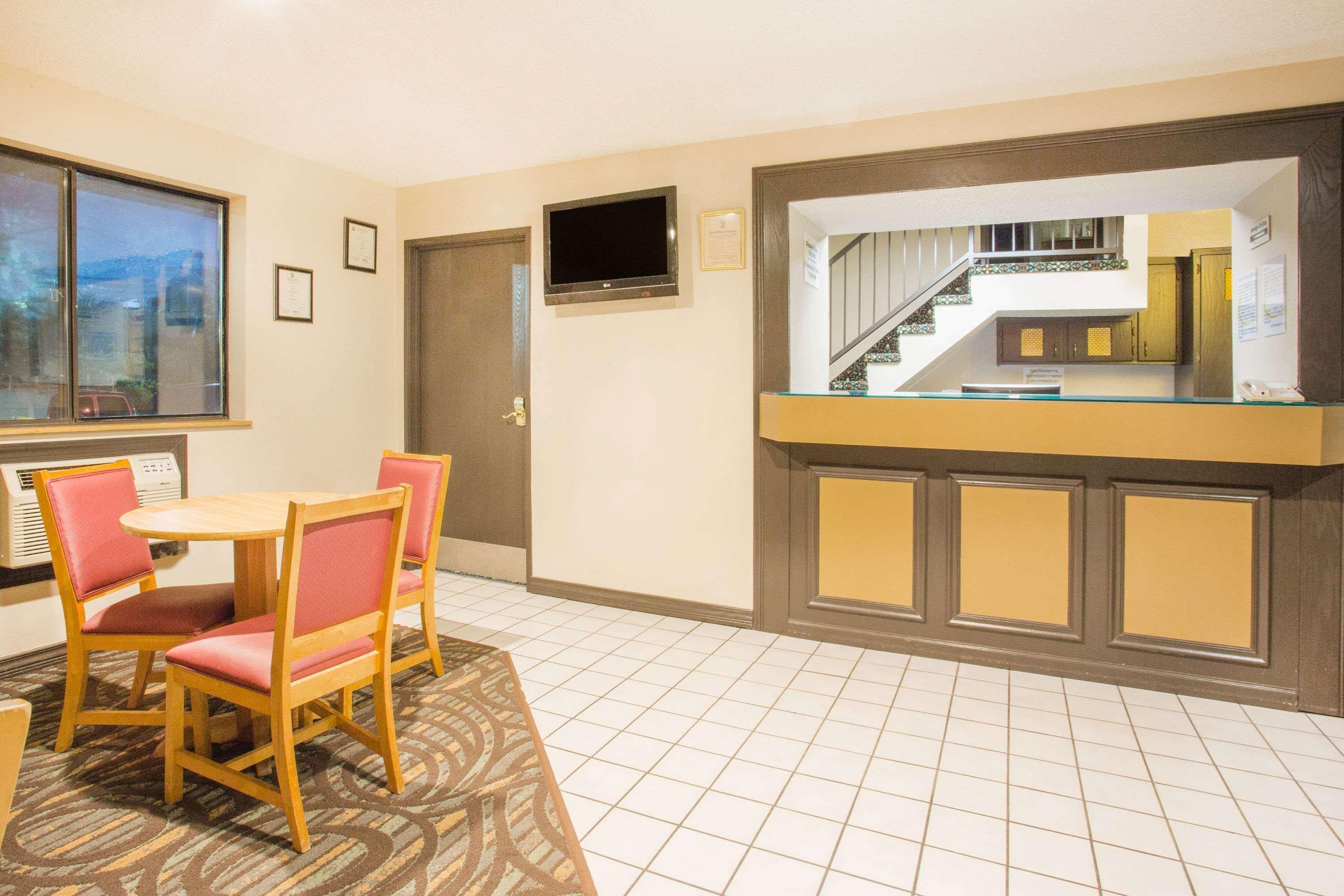 Super 8 By Wyndham Lexington Va Ξενοδοχείο Εξωτερικό φωτογραφία