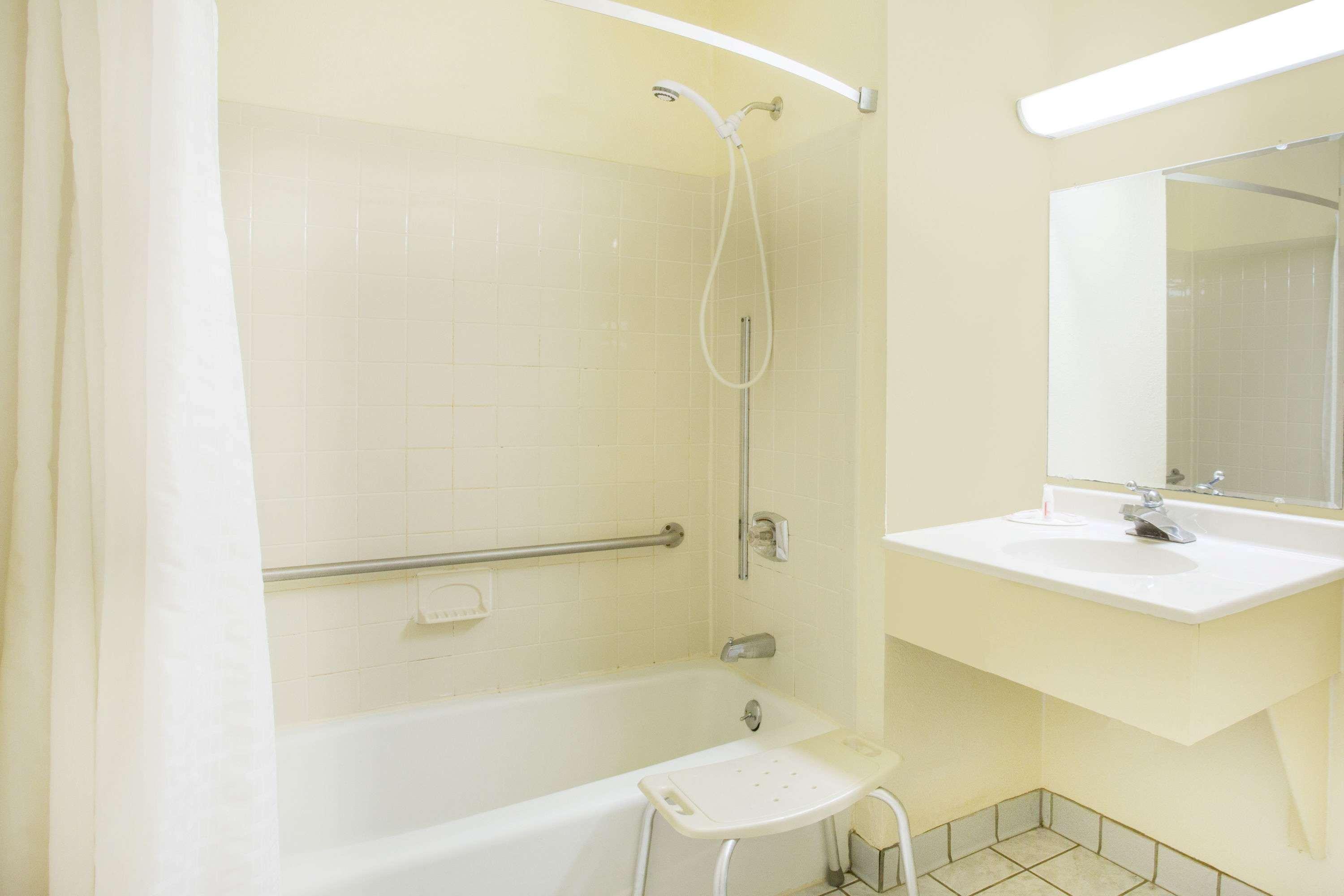 Super 8 By Wyndham Lexington Va Ξενοδοχείο Εξωτερικό φωτογραφία